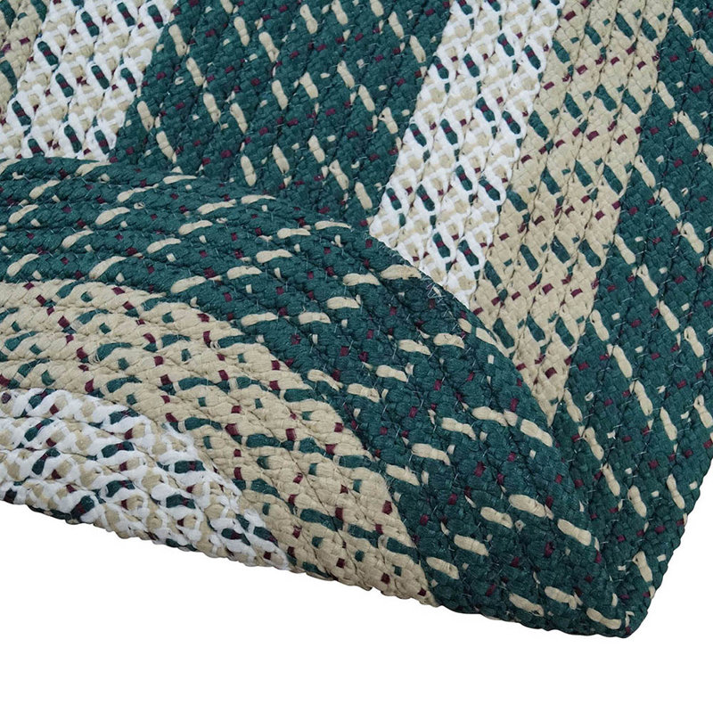 Tapis tressé à la machine McClure Harbert, Ovale 5 pi 4 po x 8 pi 4 po