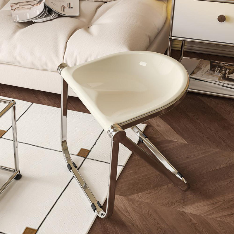 Chaise pliante empilable