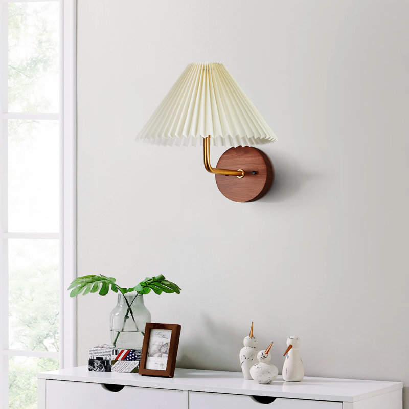 Applique murale encastrée à intensité variable moderne à 1 lumière Oakwood en or brossé avec abat-jour en papier parchemin blanc