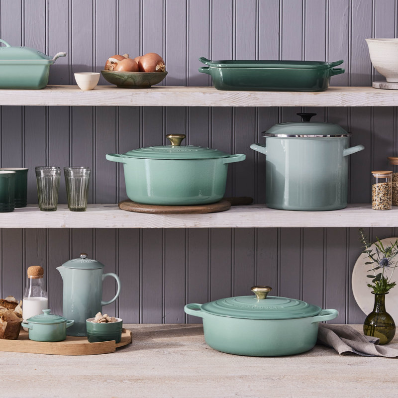 Le Creuset Enamel-On-Steel Stockpot With SS Knob, 10 Qt., White, Sage, 8 quarts