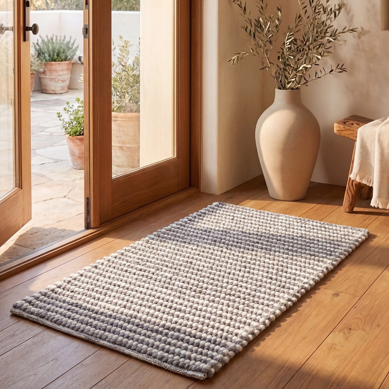 Cleodora Chevron Indoor Rug, Rectangle 2' x 3'
