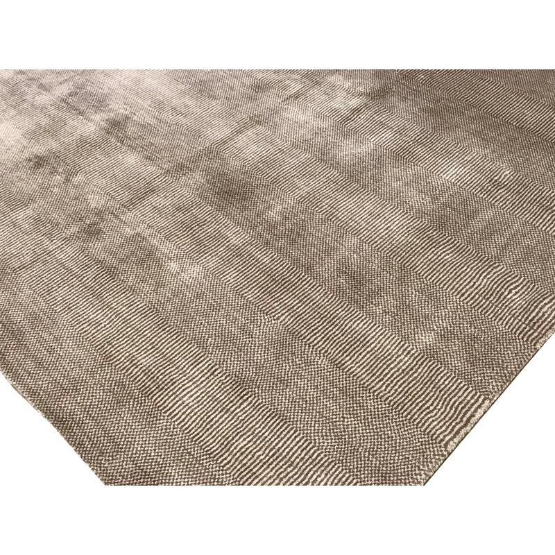 Hand-Knotted High-Quality Brown Area Rug