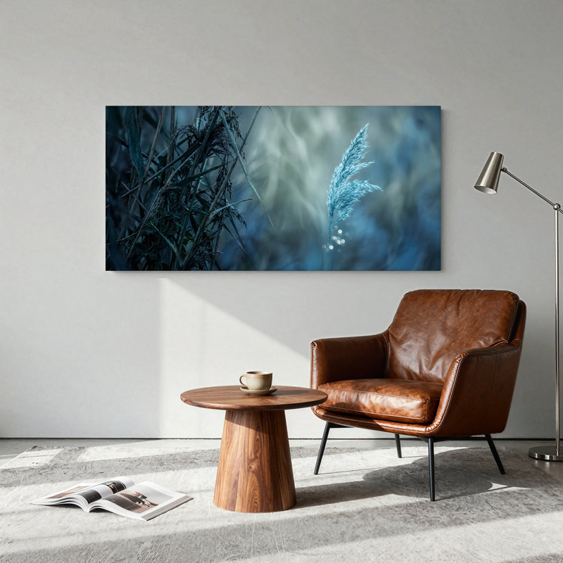 Tableau sur toile représentant un panache d'herbe bleue et duveteuse dans une atmosphère brumeuse, 40“W x 20”H