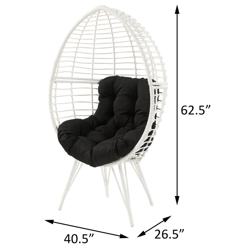 Méridienne de patio confortable avec coussin noir et blanc en mousse pour l'extérieur