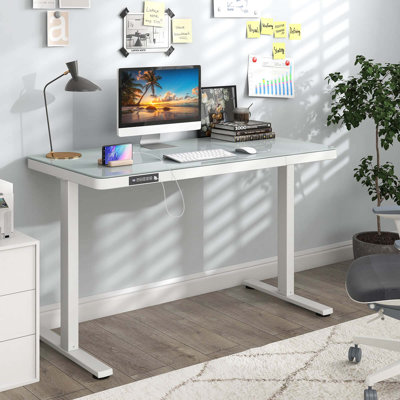 Bureau debout debout en verre trempé de 48 po x 24 po avec plateau inscriptible en verre trempé Latitude Run®