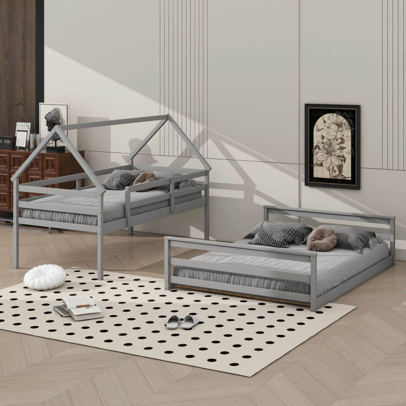 Lit superposé simple au dessus d'un lit double avec escabeau intégré pour une utilisation domestique