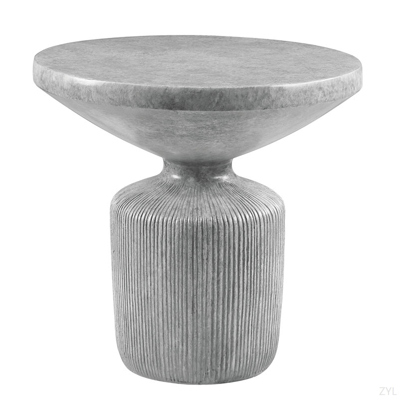 Table de bout à finition grise patinée