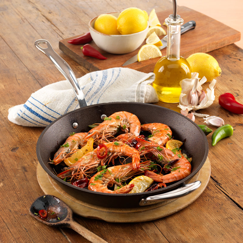 Samuel Groves Britannia cast iron frying pan, 24 cm