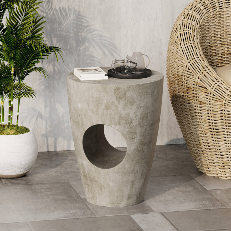 Modern Concrete Outdoor Side Table - Grey, Contemporary Design For Outdoors In Grey Stylish And