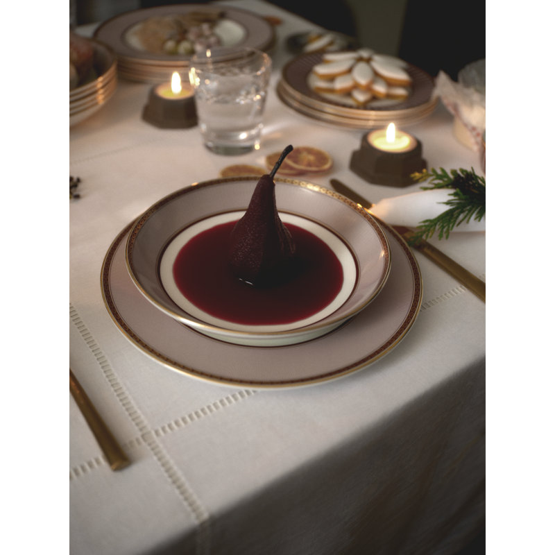 Splendour Red Deep Plate 8.6in