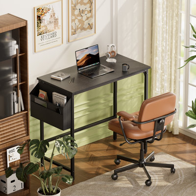 Bureau d'ordinateur avec sac de rangement, bureau d'écriture 32 po x 20 po pour bureau à domicile, bureau de jeu à pieds réglables, style minimaliste moderne et bureau ergonomique pour les petites pièces, chambre à coucher, noir