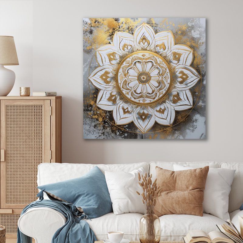 Mandala blanc et doré sur toile, H 16 po x l 16 po x P 1 po, Toile tendue
