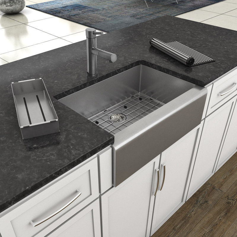 Noah Plus 30" L x 20" W Farmhouse Kitchen Sink with Basket Strainer, Gunmetal