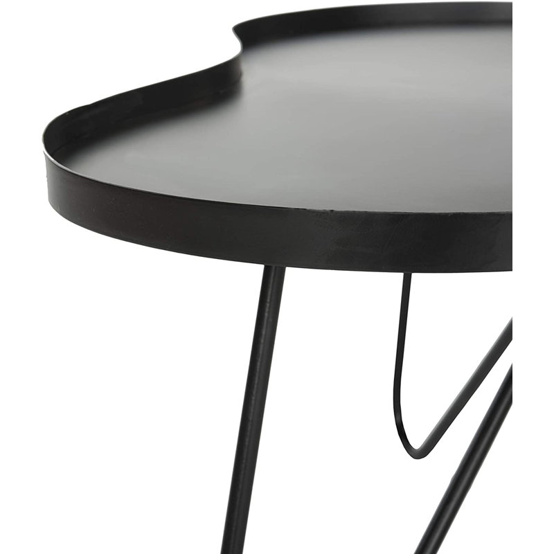 Table basse à 3 pieds