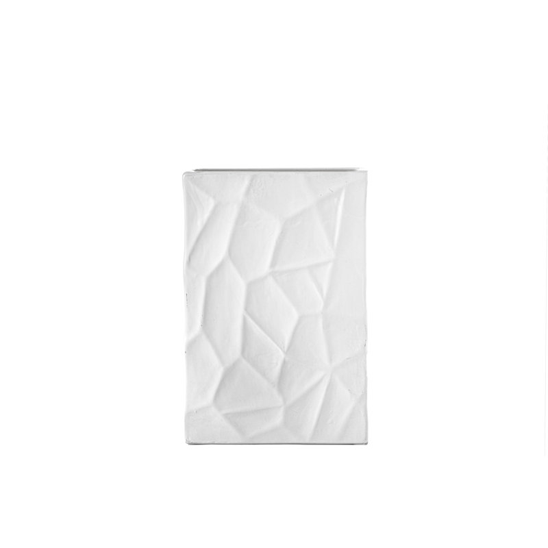 Vase de table en céramique Achiles, H 9 po x l 6 po x P 3,5 po