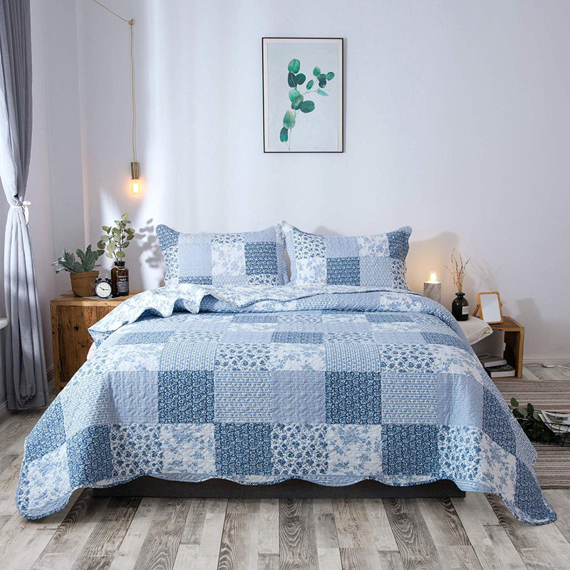 Modern & Contemporary Quilt, King