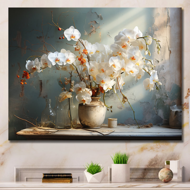 «Beige Minimalims Orchids Still Life» sur toile, H 24 po x l 32 po x P 1 po, Toile tendue