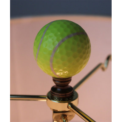 Faîteau de lampe boule de tennis