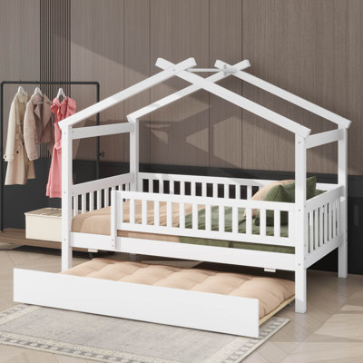 Lit de maison en bois avec lit gigogne simple assorti, cadre de lit plateforme en bois avec clôture