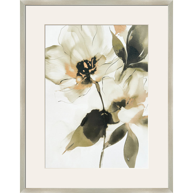 «Whispering Petals I», art mural encadré en toile sous verre - 24 po x 30 po - cadre champagne