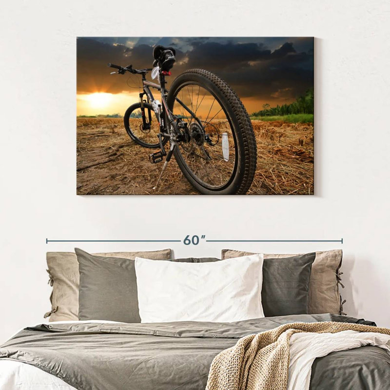 Coucher de soleil Mehar au-dessus d'un vélo, H 32 po x l 48 po