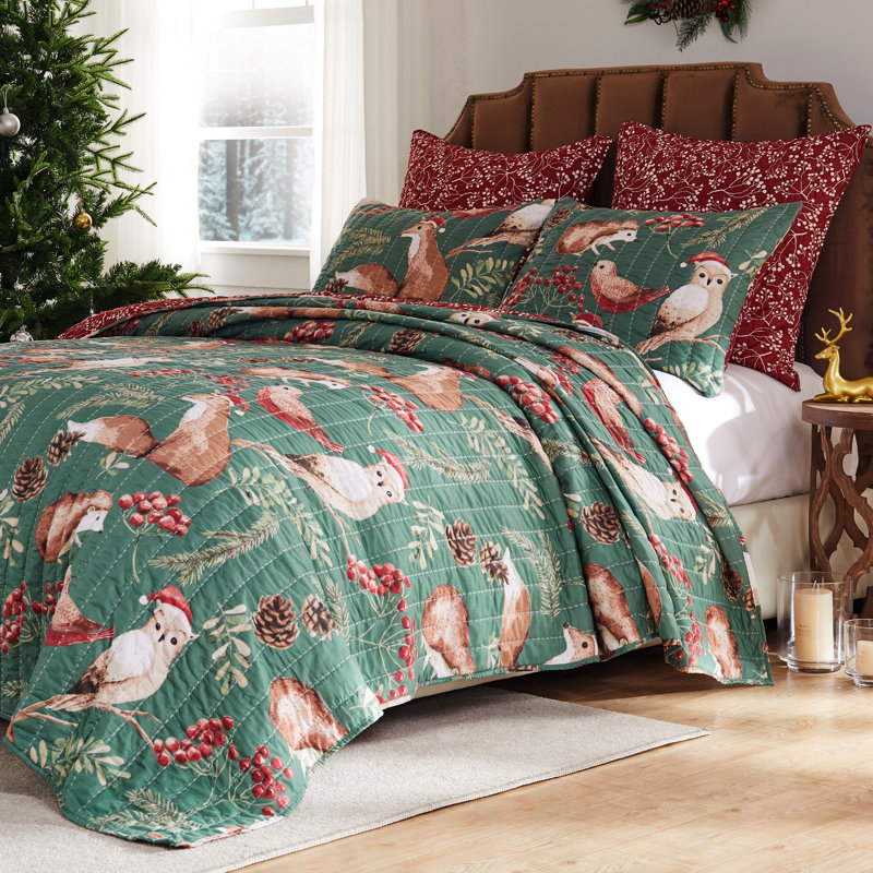 King Red Microfiber Reversible Holiday Quilt Set