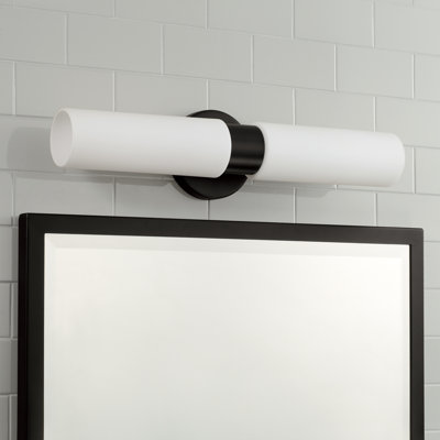 Theo Steel Wallchiere