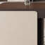 Bureau italien minimaliste avec chargement sans fil-2033442904