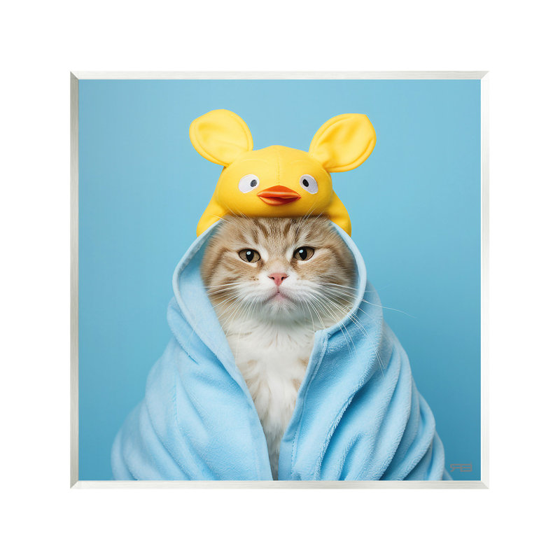 «Cat in Cozy Bath peignoir» par RB