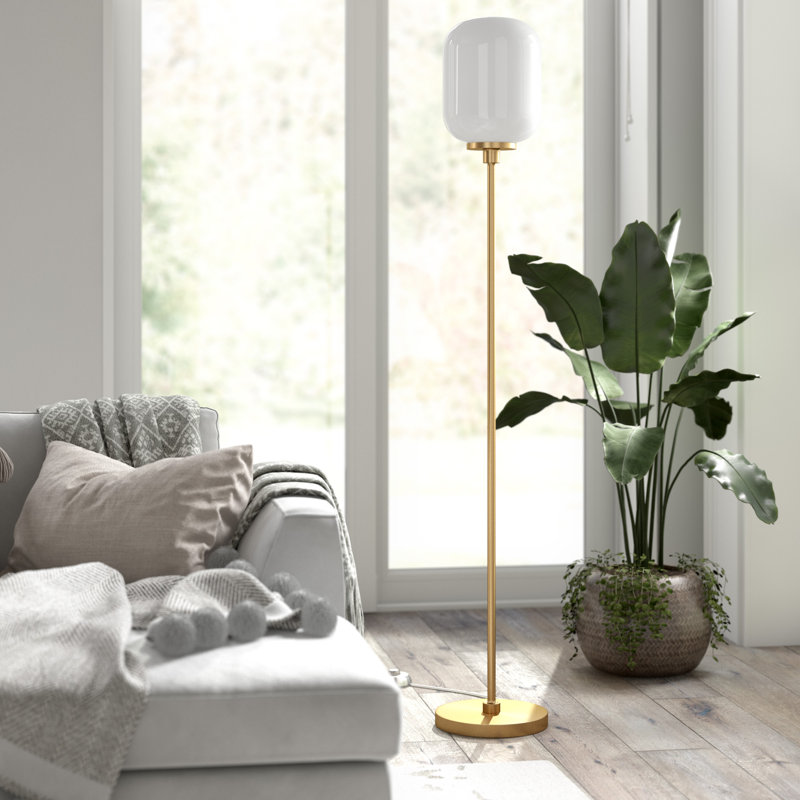 Lampe sur pied traditionnelle 69 po Boystown, Laiton, Blanc