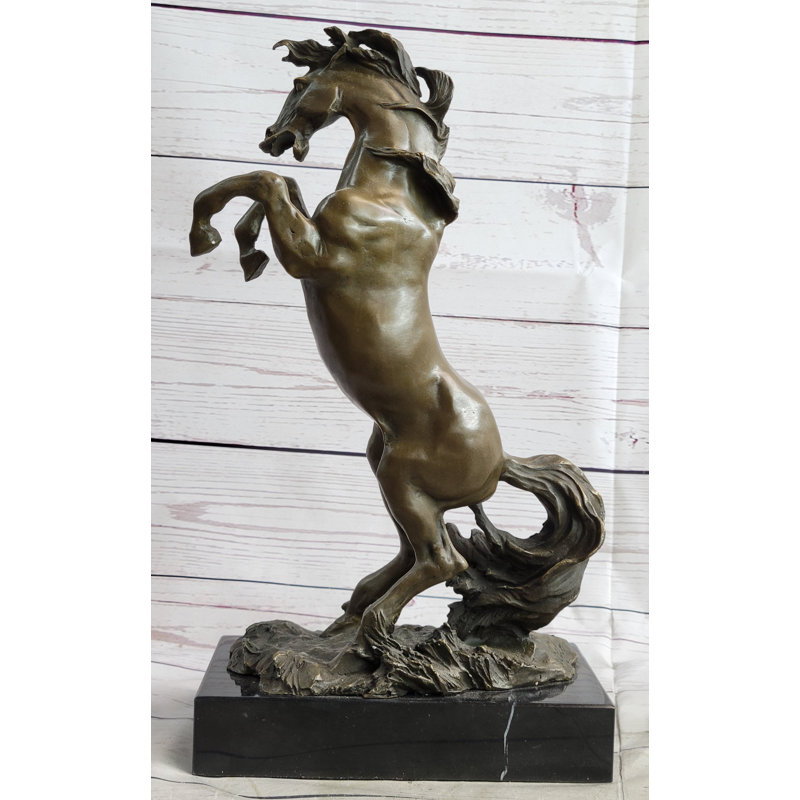 Figurines et sculptures