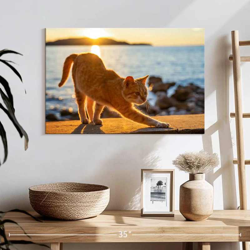 Brampt Yellow Cat, 16" H x 24" W