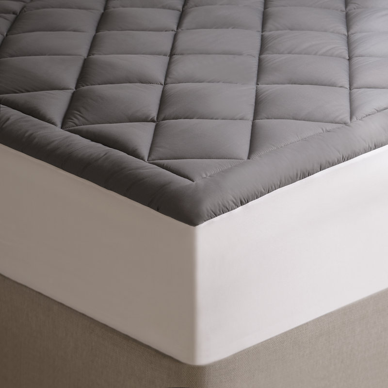 Protège-matelas graphène en duvet synthétique toutes saisons, Grand