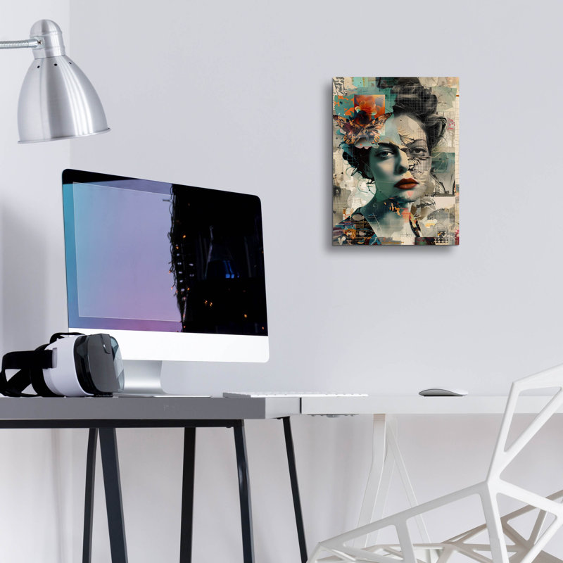 «The Collage Girl No 3» par Andreas Magnusson, art mural en verre acrylique, H 16 po x l 12 po x P 0,13 po