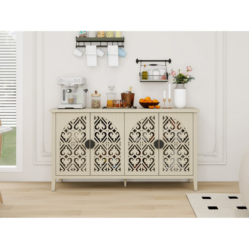 Buffet 4 portes avec pieds robustes