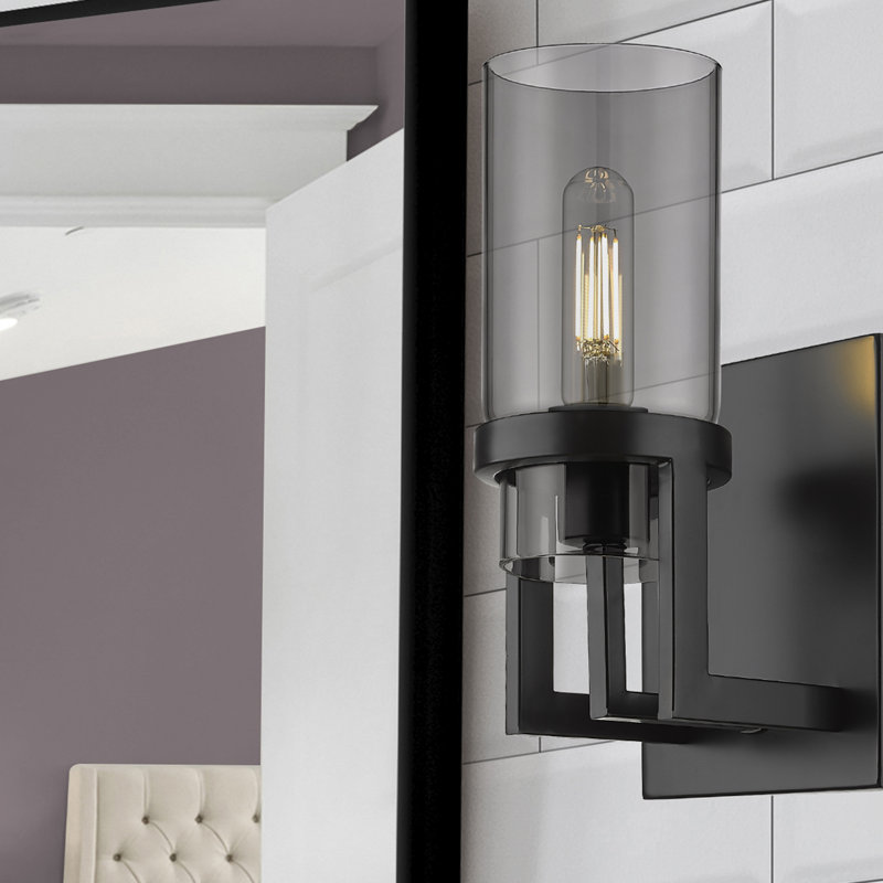 Lyun Armed Sconce, Matte White, Matte Black