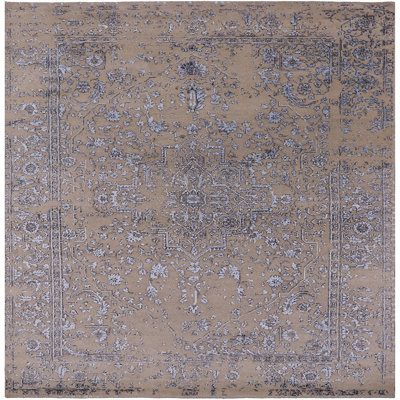 Hundt Oriental Indoor Rug