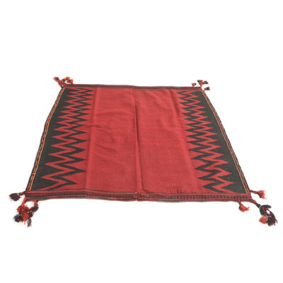 Tapis carré carré rouge