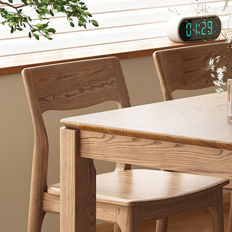 Table en bois massif rectangulaire nordique
