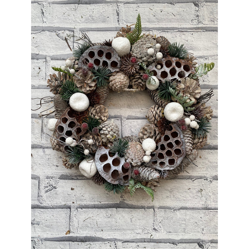 Faux Pinecone Twig 35cm Wreath