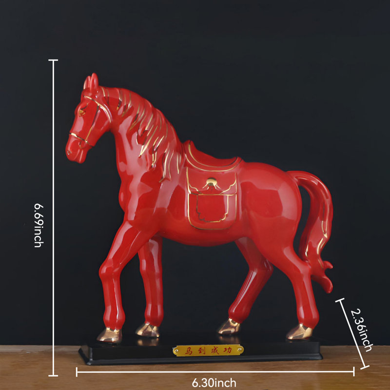 Cheval en céramique fait à la main - symbole du triomphe, Rouge