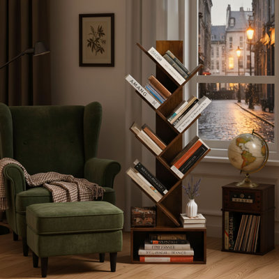 Bibliothèque sur pied à 6 niveaux en forme d'arbre, idéale pour ranger des livres, des CD et des films. Un support d'organisation rétro pratique pour les chambres à coucher, les salons, les maisons et les bureaux.