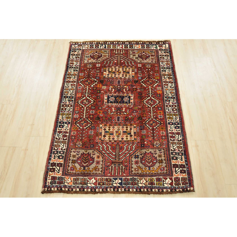 Tapis unique 3 pi 5 po x 4 pi 11 po Giordana