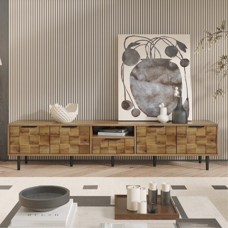 Meuble télé (console de télévision / meuble multimédia en bois), fonction de rangement, motif à carreaux, tons de bois naturel, poignées en forme de L, convient au salon