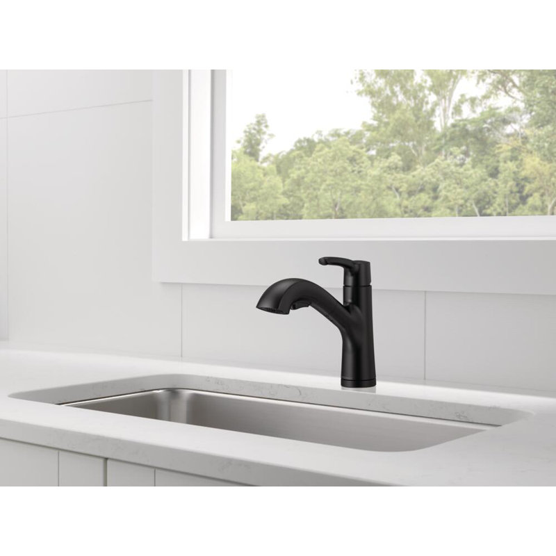 Peerless Parkwood Pull Out Kitchen Faucet, Matte Black