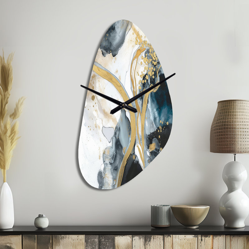 Horloge murale en forme de V en marbre, Médium