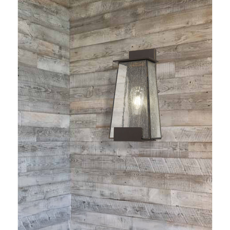 Blea Aluminum Wall Light