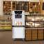 Machine à crème glacée commerciale, machine à crème glacée verticale de 2 200 W avec écran tactile ACL, 3 saveurs et débit de 5,8 à 8 gallons / heure, fonction de nettoyage automatique, trémies en acier inoxydable pour restaurant, casse-croûte, maison
