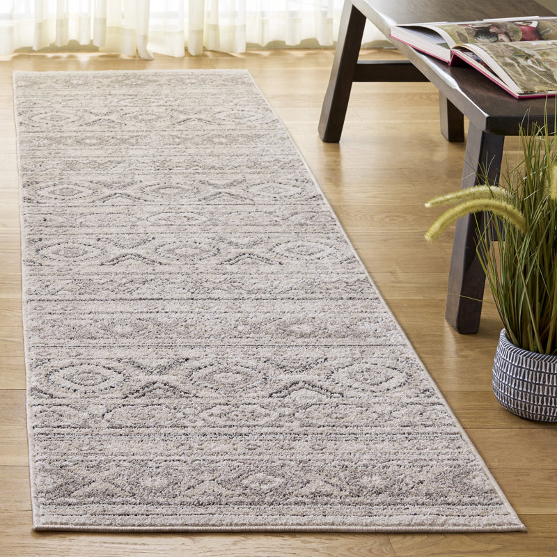 Grove 670 Performance Geometric Shapes Rug, Runner 2'2" x 8'