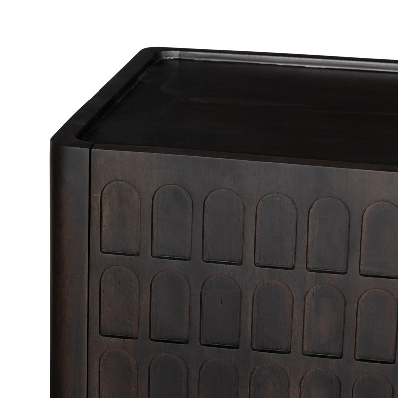 Essie Media Console